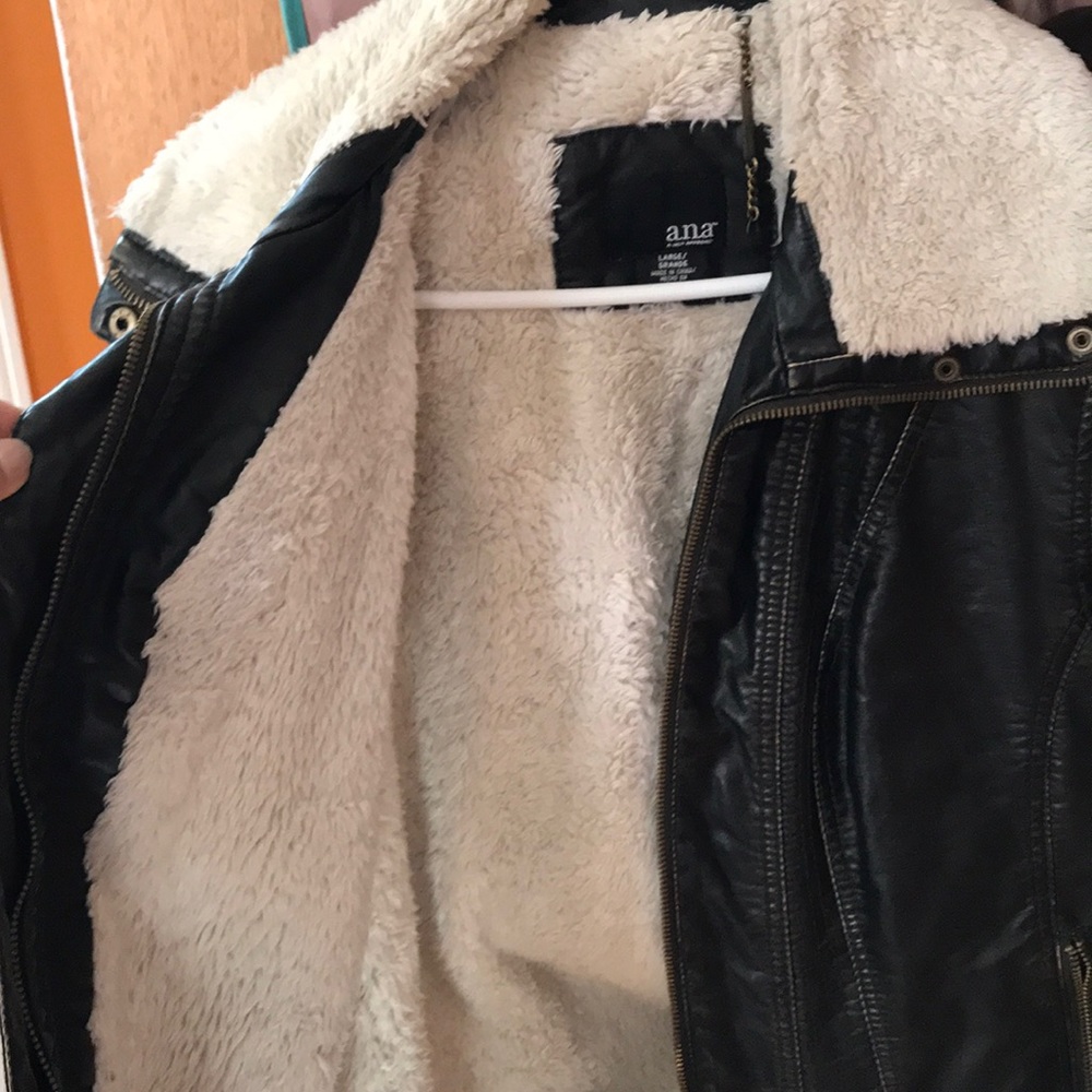Leather Jacket - Picture 4 of 5